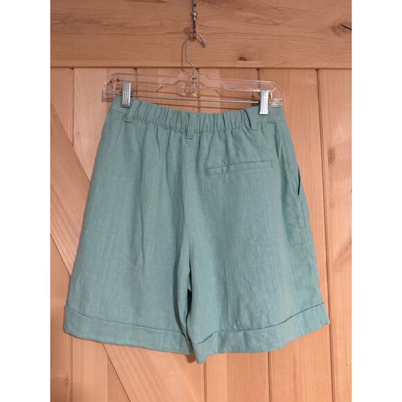 Garnet Hill | Linen Trouser Shorts in Pale Cyan | Size 2 - Picture 4 of 11